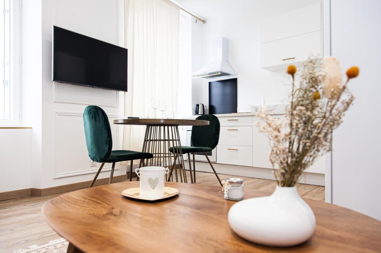 Le Contemporain 40 Apartamento Châteauroux Exterior foto